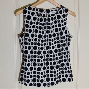 Black and white graphic sleeveless top